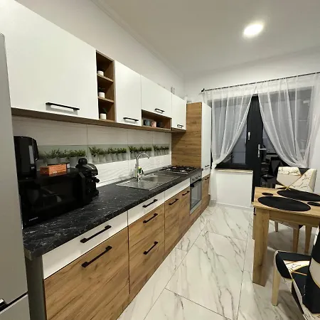 Golden Garden Luxury In Apartmán Bukurešť