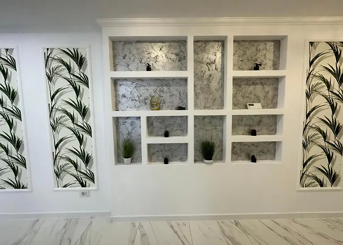 Golden Garden Luxury In Bukurešť