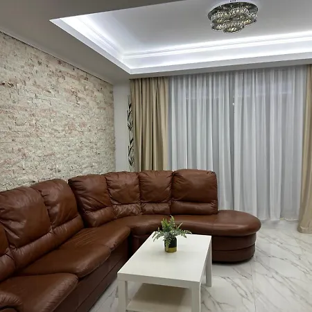 Appartement Golden Garden Luxury In *