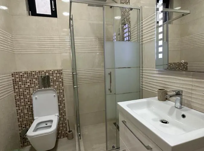 Golden Garden Luxury In Appartement