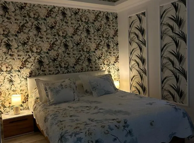 Golden Garden Luxury In